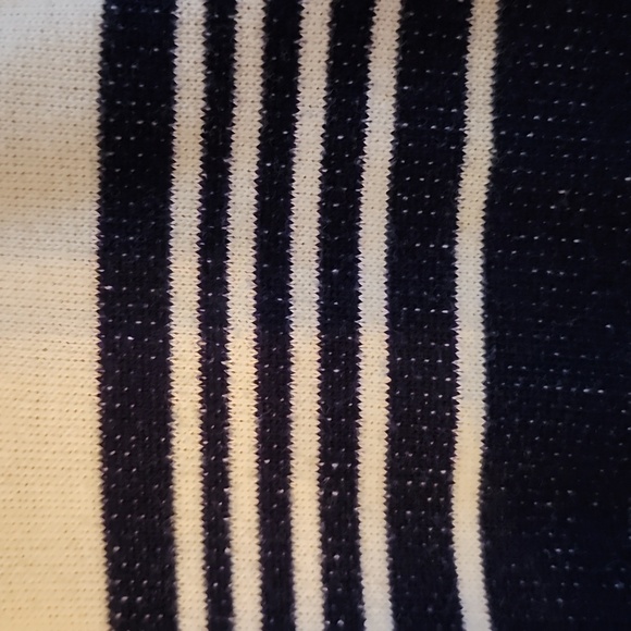 Quicksilver striped zip up hoodie - Picture 3 of 3